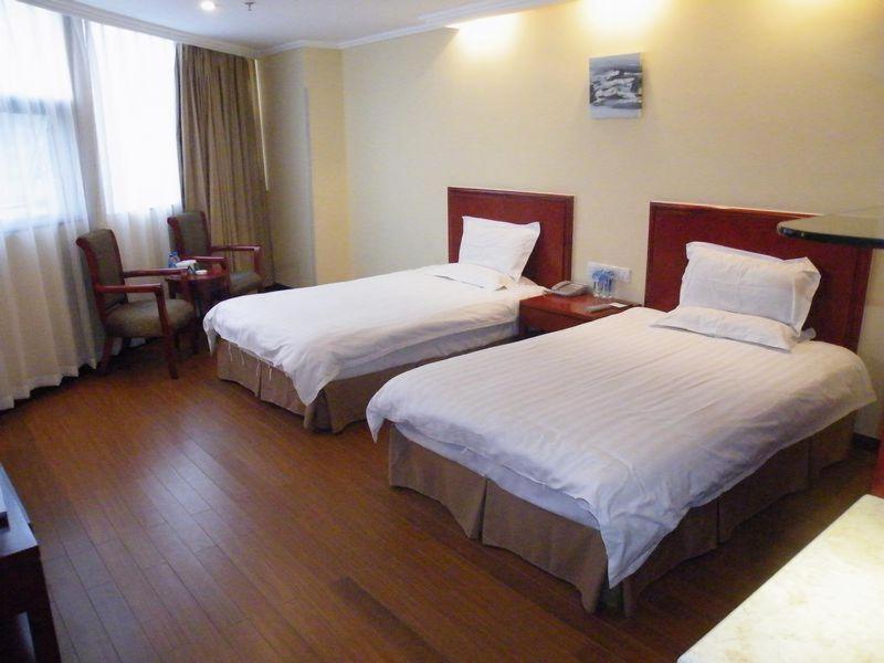 Greentree Inn Guiyang Penshuichi Business Hotel Δωμάτιο φωτογραφία