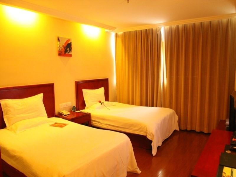 Greentree Inn Guiyang Penshuichi Business Hotel Εξωτερικό φωτογραφία